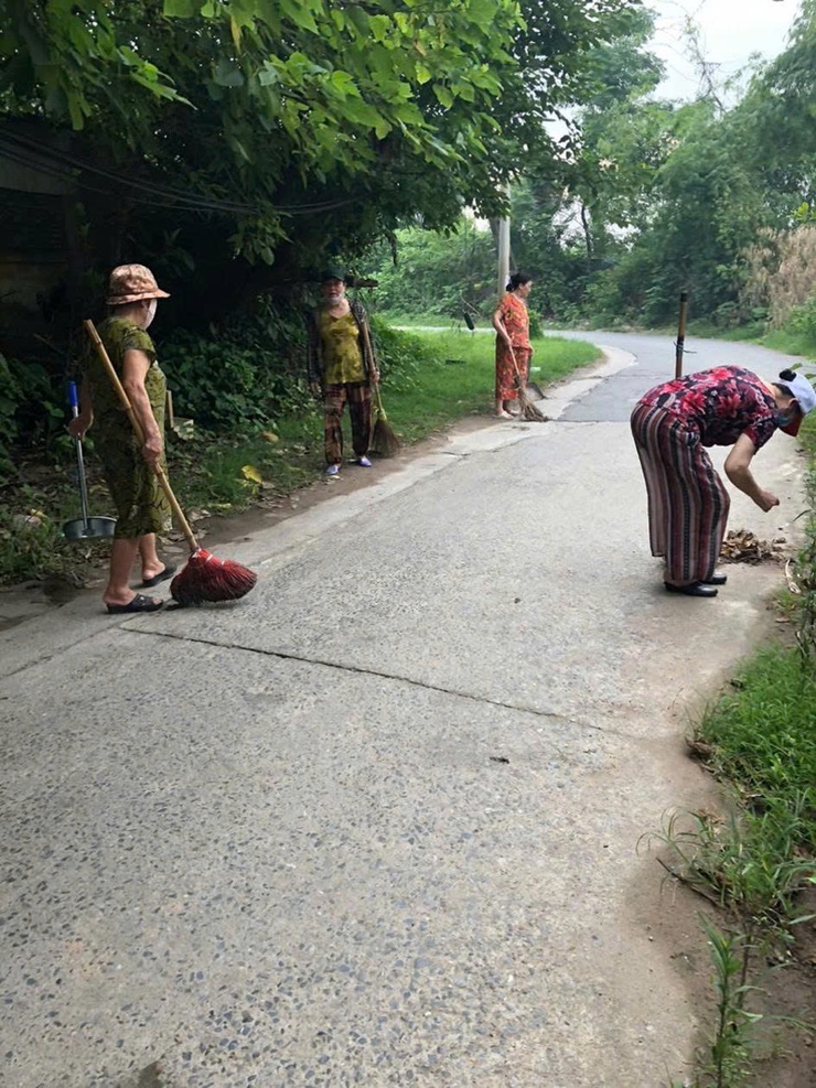 Đông Ngạc với phong trào bảo vệ môi trường, xây dựng phường “sáng – xanh – sạch – đẹp” văn minh, hiện đại và đáng sống.- Ảnh 8.