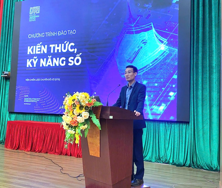 Phường Xuân Đỉnh triển khai chương trình "công chức thủ đô số" và tập huấn kỹ năng số cơ bản cho cán bộ, công chức, viên chức, người lao động năm 2026- Ảnh 3.