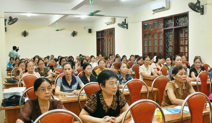 Tuyên truyền, phổ biến pháp luật và trợ giúp pháp lý cho hội viên phụ nữ xã Thanh Trì- Ảnh 2.
