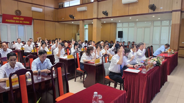 HĐND phường Hai Bà Trưng, nhiệm kỳ 2026-2031 tổ chức thành công kỳ họp thứ Hai (kỳ họp thường lệ giữa năm 2026) 
- Ảnh 4.