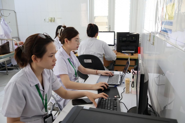 Nâng tầm Y tế cơ sở tại Đông Ngạc: Từ thách thức nội tại đến chiến lược chuyển mình toàn diện- Ảnh 2.