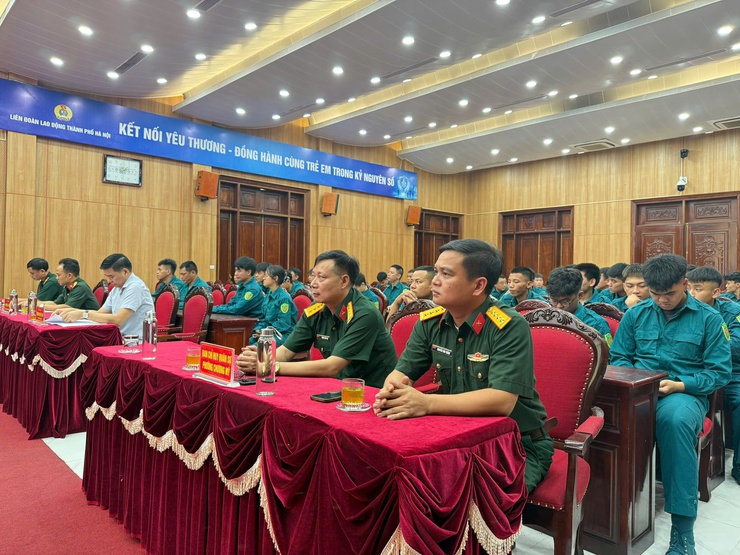 Ban Chỉ huy Quân sự phường Chương Mỹ khai mạc huấn luyện dân quân tại chỗ năm 2026- Ảnh 2.