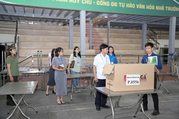 Phường Láng: Rà soát kỹ lưỡng, đảm bảo điều kiện tốt nhất cho thí sinh tại điểm thi Phan Huy Chú – Đống Đa- Ảnh 6.