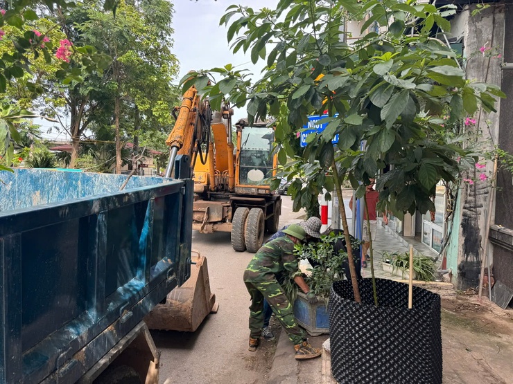 XÃ VĨNH THANH RA QUÂN CAO ĐIỂM LẬP LẠI TRẬT TỰ VĂN MINH ĐÔ THỊ, HÀNH LANG AN TOÀN GIAO THÔNG VÀ VỆ SINH MÔI TRƯỜNG- Ảnh 4.