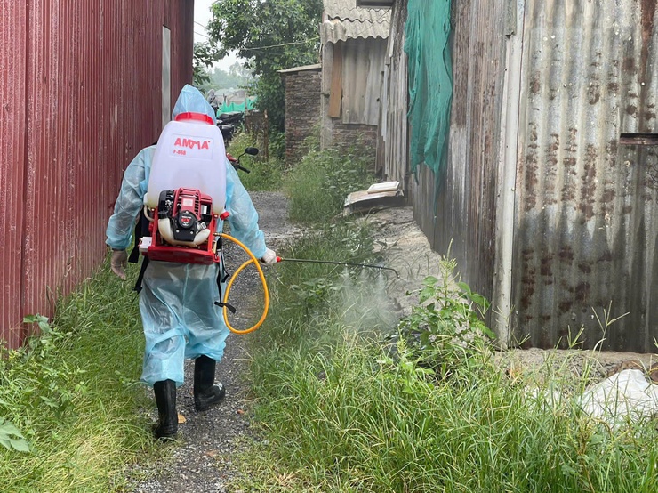 XÃ VĨNH THANH TRIỂN KHAI RA QUÂN VỆ SINH, KHỬ TRÙNG, TIÊU ĐỘC MÔI TRƯỜNG VÀ PHUN DIỆT RUỒI NĂM 2026- Ảnh 4.