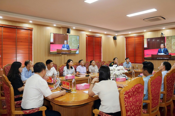 Xã Quảng Bị dự hội nghị trực tuyến sơ kết một năm vận hành bộ máy của hệ thống chính trị và chính quyền địa phương hai cấp trên địa bàn thành phố Hà Nội- Ảnh 2.
