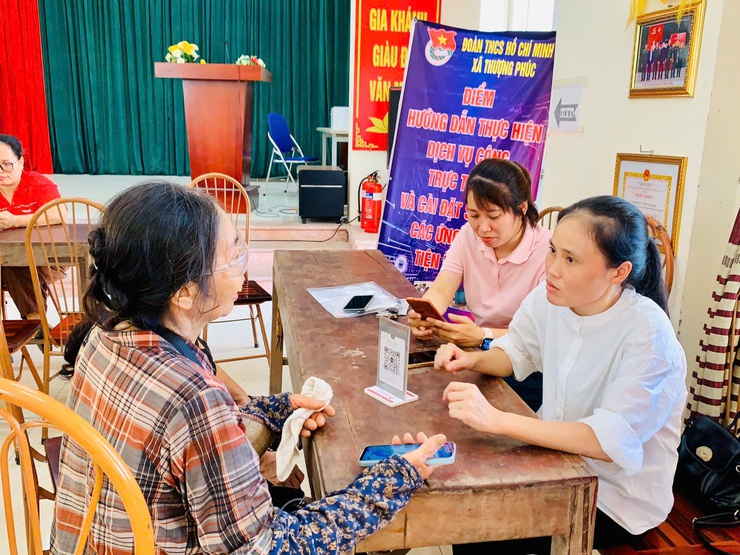 Hiệu quả từ những “cánh tay nối dài” trong công tác chuyển đổi số tại xã Thượng Phúc- Ảnh 3.