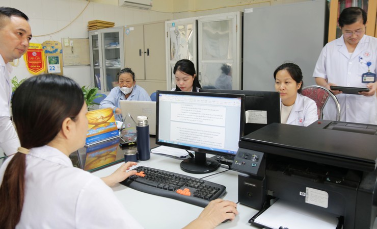 Nâng cao chất lượng giải quyết thủ tục hành chính- Ảnh 1.
