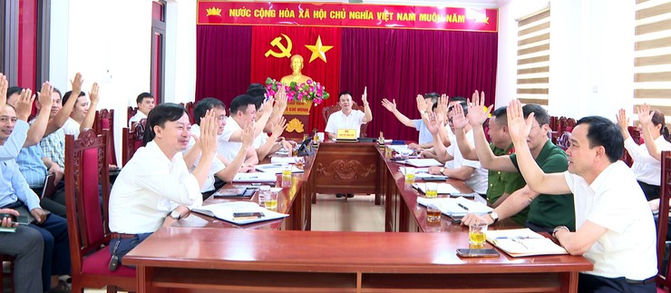 Đảng ủy xã Hát Môn thống nhất chủ trương đầu tư các dự án đầu tư công và sắp xếp lại các trường công lập- Ảnh 4.