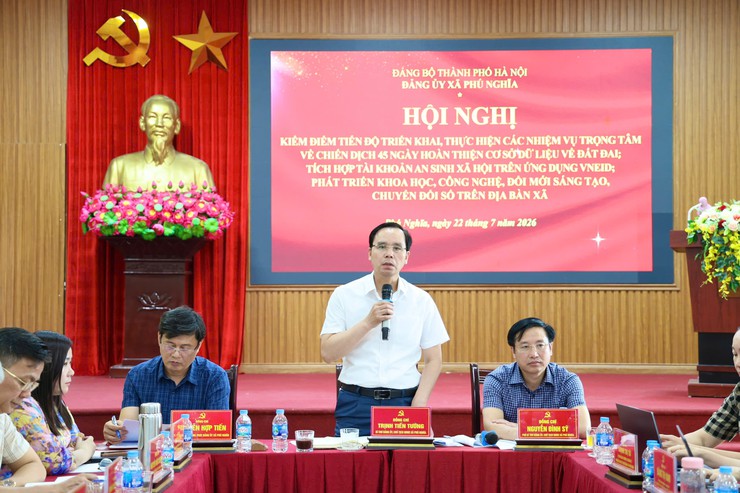 Phú Nghĩa kiểm điểm tiến độ thực hiện chiến dịch 45 ngày làm sạch cơ sở dữ liệu đất đai; tích hợp tài khoản an sinh xã hội trên ứng dụng VNeID; phát triển khoa học, công nghệ, đổi mới sáng tạo, chuyển đổi số- Ảnh 17.