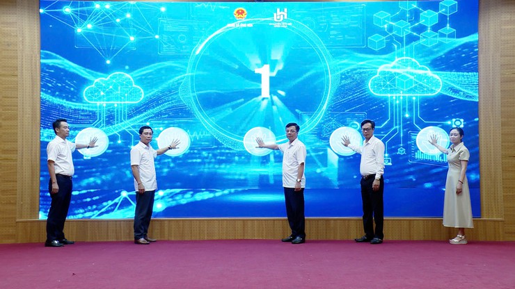 Ứng Hoà: Triển khai đợt cao điểm 100 ngày thực hiện các nhiệm vụ trọng tâm về chuyển đổi số.- Ảnh 1.