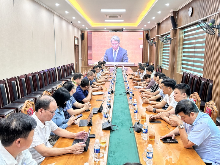 Hội nghị trực tuyến sơ kết 1 năm 6 tháng triển khai thực hiện Nghị quyết số 57-NQ/TW, ngày 22/12/2024 của Bộ Chính trị- Ảnh 2. Hội nghị trực tuyến sơ kết 1 năm 6 tháng triển khai thực hiện Nghị quyết số 57-NQ/TW, ngày 22/12/2024 của Bộ Chính trị- Ảnh 2.