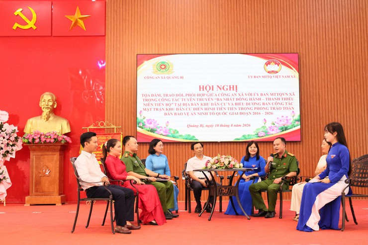 Tọa đàm trao đổi kinh nghiệm trong công tác tuyên truyền mô hình “Ba nhất đồng hành – Thanh niên tiến bộ” tại địa bàn khu dân cư - Ảnh 6.