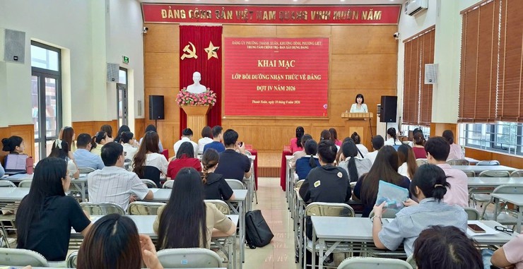 Khai mạc lớp Bồi dưỡng nhận thức về Đảng đợt IV năm 2026 - Ảnh 2.
