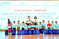Trao hỗ trợ tiền ăn bán trú và học bổng cho 245 trẻ em có hoàn cảnh khó khăn trên địa bàn 5 xã