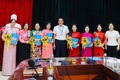 UBND phường Long Biên công bố Quyết định bổ nhiệm lại viên chức quản lý trường học