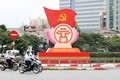 Đường phố rực rỡ cờ hoa chào mừng Đại hội đại biểu Đảng bộ TP Hà Nội lần thứ XVIII