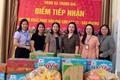 CHUNG TAY HỖ TRỢ NHÂN DÂN XÃ TRUNG GIÃ KHẮC PHỤC ẢNH HƯỞNG MƯA BÃO 