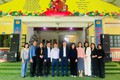 Bí thư Đảng ủy và Chủ tịch UBND xã kiểm tra thực tế tại các trường học trên địa bàn xã chuẩn bị các dự án đầu tư năm 2026
