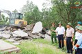 Sài Sơn đồng loạt cưỡng chế 11 công trình vi phạm đất đai, trật tự xây dựng
