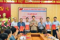 Đảng ủy phường Phúc lợi tổ chức gặp mặt cán bộ, công chức, người lao động cơ quan Đảng, Mặt trận tổ quốc Việt Nam phường. 