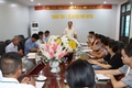 Thường trực Đảng uỷ xã làm việc với Trạm y tế xã