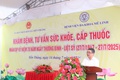 Xã Tiến Thắng tổ chức khám sức khỏe, cấp thuốc và tặng quà cho đối tượng chính sách nhân kỷ niệm 78 năm Ngày Thương binh - Liệt sĩ