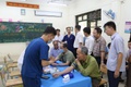 Phường Dương Nội tổ chức khám bệnh, cấp phát thuốc miễn phí cho người có công, gia đình chính sách nhân kỷ niệm 78 năm Ngày Thương binh - Liệt sĩ