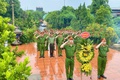 CÔNG AN XÃ GIA LÂM TỔ CHỨC DÂNG HƯƠNG VÀ THĂM HỎI CÁC GIA ĐÌNH LIỆT SĨ NHÂN KỶ NIỆM 27/7
