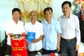 Lãnh đạo xã Bát Tràng viếng nghĩa trang Liệt sĩ Kim Sơn, Yên Viên và Xuân Quan; thăm, tặng quà thương bệnh binh, gia đình chính sách nhân dịp kỷ niệm 78 năm Ngày Thương binh Liệt sỹ (27/7/1947- 27/7/2025)
