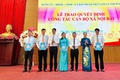 Lễ trao quyết định công tác cán bộ xã Nội Bài