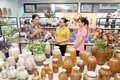 Nghệ nhân Hà Thị Vinh – Người giữ lửa làng nghề Bát Tràng