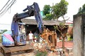 THÔN YÊN NINH KHỞI CÔNG HIẾN ĐẤT MỞ ĐƯỜNG TẠI NGÕ 5 XÓM MỚI