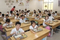 Ban Kinh tế- Ngân sách HĐND xã Thuận An giám sát Công tác tổ chức bữa ăn bán trú cho học sinh năm học 2025 - 2026 đối với trường Tiểu học Kim Sơn