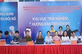 Xuân số trên quê hương Hoài Đức - Công nghệ dệt nên tết đoàn viên