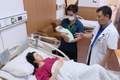 Kỳ tích tại Bệnh viện Phụ sản Hà Nội: Hai trẻ song sinh chào đời cách nhau 13 tuần
