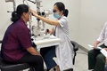 Hội cao tuổi phường Long Biên tổ chức khám và tư vấn bệnh lý về mắt cho hội viên năm 2026