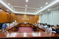 Giao ban công tác xử lý vi phạm đất đai, trật tự xây dựng
tại phường Việt Hưng