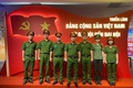 Công an xã Hồng Vân tổ chức sinh hoạt chính trị, tham quan triển lãm “Đảng Cộng sản Việt Nam - từ Đại hội đến Đại hội”