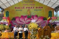Lãnh đạo phường Long Biên dự, chúc mừng Đại lễ Phật đản và trao quà từ thiện tại Thiền viện Sùng Phúc
