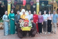 Lãnh đạo xã Phú Xuyên thăm, tặng quà các cơ sở Phật giáo nhân dịp Đại lễ Phật đản năm 2026