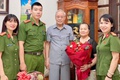 CÔNG AN PHƯỜNG DUY TRÌ HOẠT ĐỘNG TRI ÂN CÁC ĐỒNG CHÍ NGUYÊN LÃNH ĐẠO BỘ CÔNG AN TRÊN ĐỊA BÀN