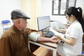 Khám sức khỏe định kỳ hoặc khám sàng lọc miễn phí mỗi người ít nhất một lần trong năm