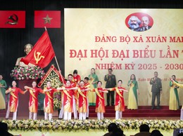 Tiết mục múa hát: Việt Nam ơi mùa xuân đến rồi, được biểu diễn tại chương trình văn nghệ chào mừng tại Đại hội Đại biểu Đảng bộ xã Xuân Mai lần thứ I, nhiệm kỳ 2025-2030