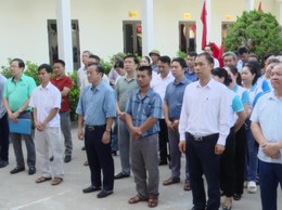 Xã Suối Hai ra quân tổng vệ sinh môi trường, xây dựng quê hương Sáng xanh sạch đẹp chào mừng Đại hội Đảng bộ xã lần thứ I, nhiệm kỳ 2025 -2030