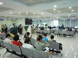 Tiếp nhận và trả kết quả TTHC về Thuế tại 3 điểm tiếp nhận của Trung tâm Phục vụ hành chính công thành phố Hà Nội