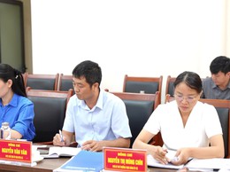 Ban Thường vụ Đảng ủy xã Hạ Bằng thảo luận, góp ý vào văn kiện và công tác chuẩn bị Đại hội MTTQ, các đoàn thể nhiệm kỳ mới