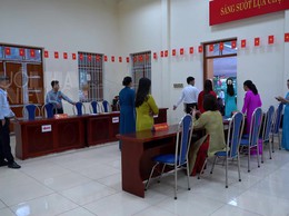 Cử tri xã Suối Hai nô nức đi bầu cử từ sáng sớm, gửi trọn niềm tin qua từng lá phiếu