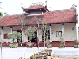 Phóng sự truyền hình Gương người tốt - việc tốt:
Ngọn lửa thiện lành từ mái chùa quê