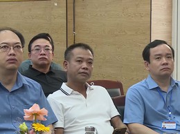 Phát động cao điểm tổng vệ sinh môi trường phòng, chống bệnh sốt xuất huyết và tay chân miệng trên địa bàn Phường Long Biên